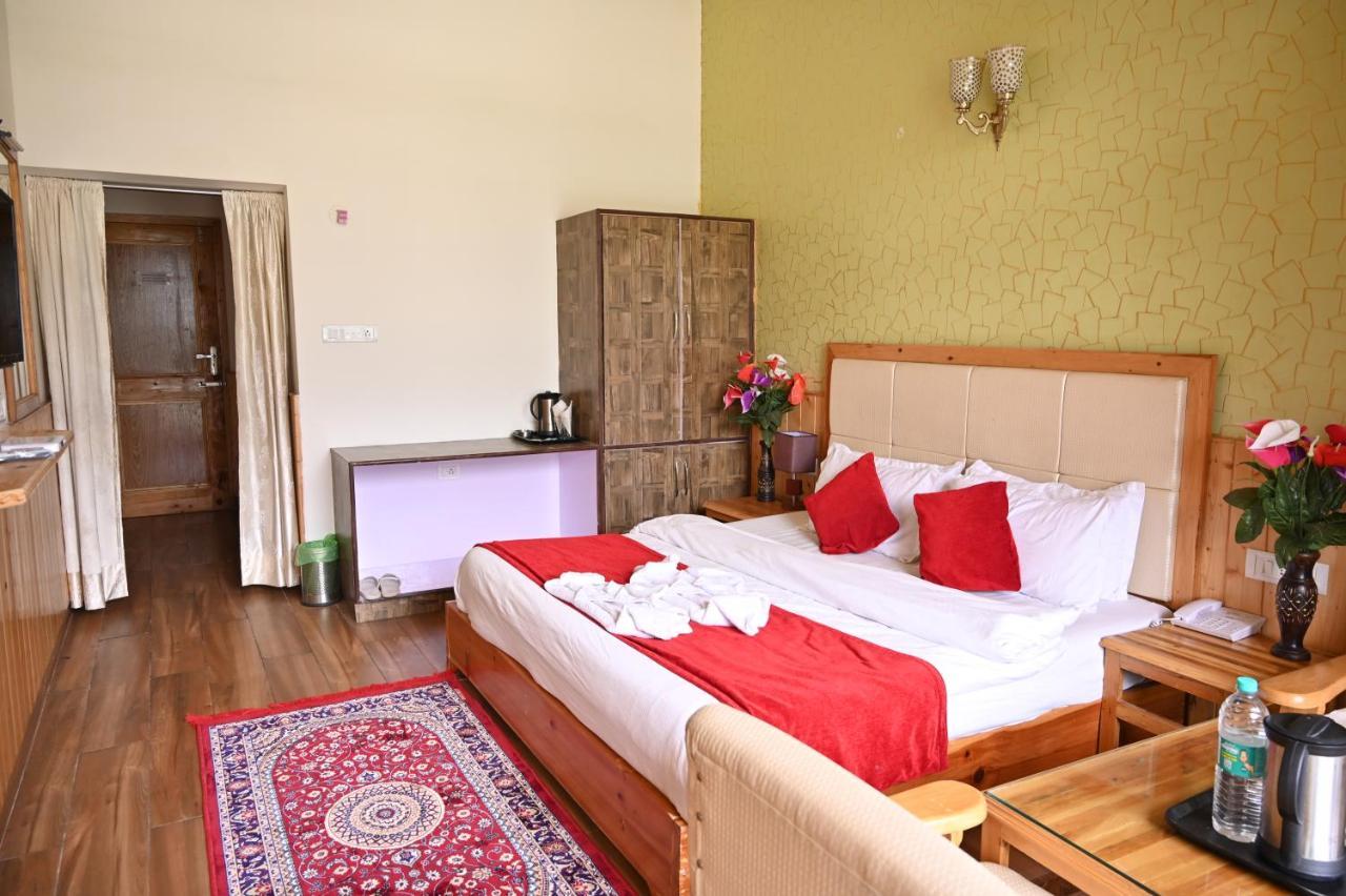 Hotel Seven Hills Manali エクステリア 写真