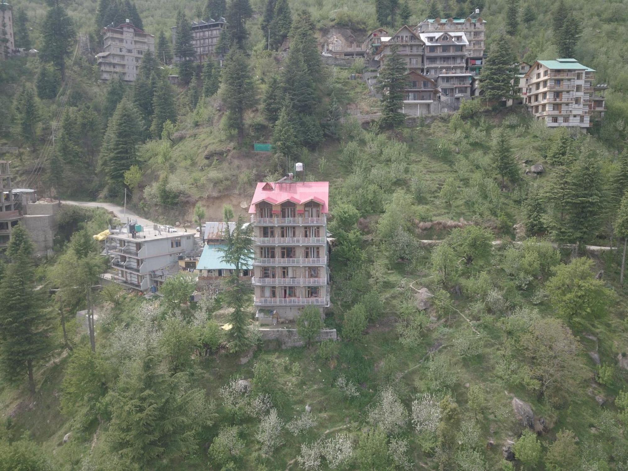 Hotel Seven Hills Manali エクステリア 写真