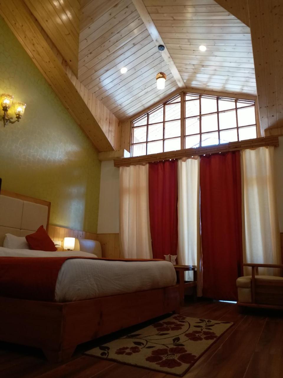Hotel Seven Hills Manali エクステリア 写真